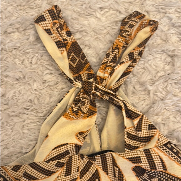 Patterned Halter Top.NWOT - Picture 7 of 10